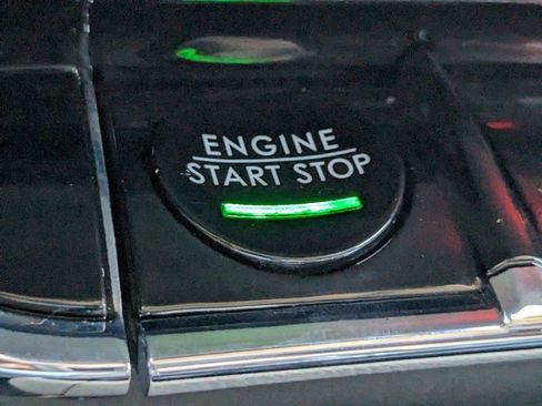 Used 2023 Lincoln Nautilus Reserve w/ Equipment Group 201A image 32