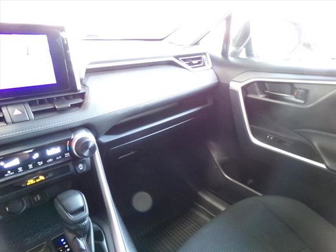 Used 2025 Toyota RAV4 LE image 30