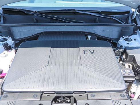 Certified 2024 Hyundai Kona SEL FWD image 35