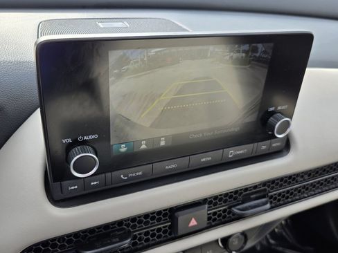 Used 2025 Honda HR-V LX image 19