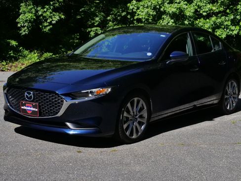Used 2021 MAZDA MAZDA3 s FWD image 6