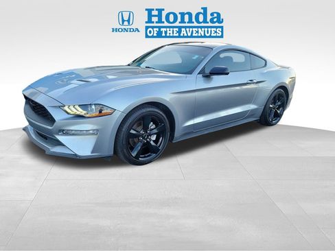 Used 2022 Ford Mustang EcoBoost w/ Equipment Group 101A image 2