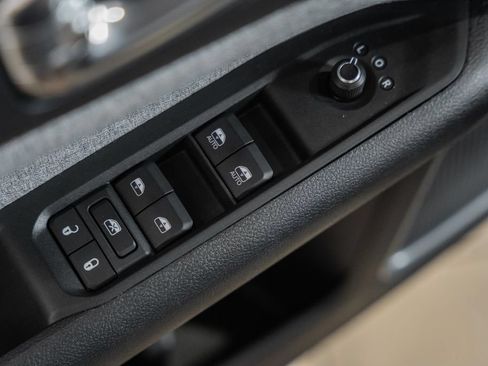 Certified 2022 Jeep Compass Latitude AWD/4WD image 39