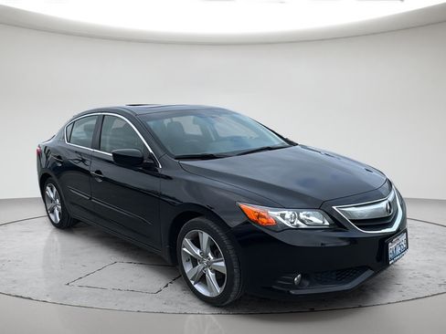 Used 2015 Acura ILX w/ Premium Package FWD image 1