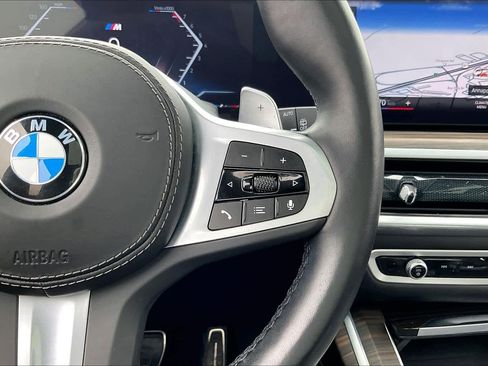 Used 2023 BMW X7 xDrive40i w/ Executive Package image 28