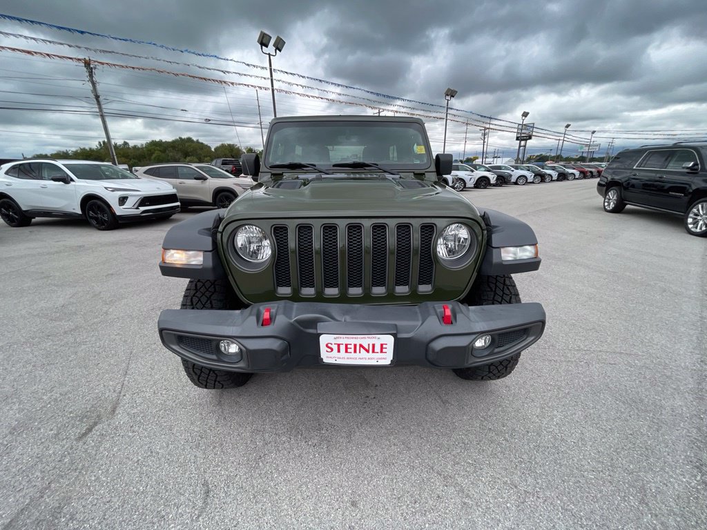 Used 2022 Jeep Wrangler Unlimited Rubicon w/ Cold Weather Group AWD/4WD image 3