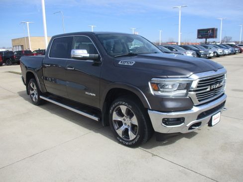 Used 2019 RAM 1500 Laramie image 11