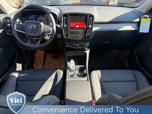New 2026 Volvo XC40 B5 Core w/ Climate Package AWD/4WD image 2