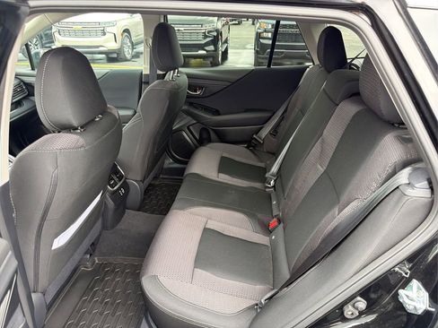 Used 2025 Subaru Outback Premium w/ Popular Package #1A AWD/4WD image 20