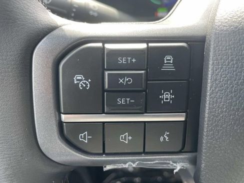 New 2025 Ford F150 Lightning Flash AWD/4WD image 18