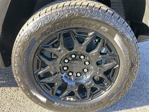 New 2026 GMC Hummer EV SUV image 10