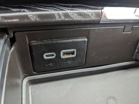 Certified 2023 GMC Yukon Denali image 24