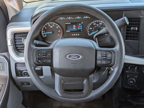 Used 2025 Ford F250 XLT AWD/4WD image 14