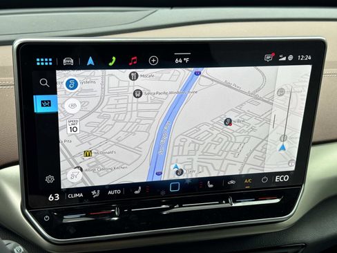 New 2025 Volkswagen ID.4 Pro image 13