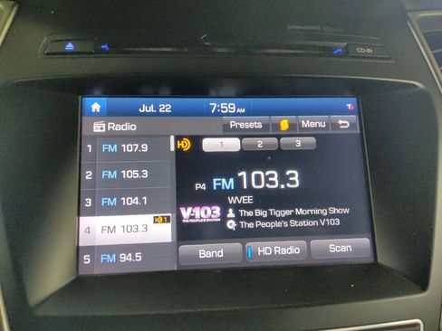 Used 2018 Hyundai Santa Fe Sport w/ 2.4L Value Package 02 FWD image 25