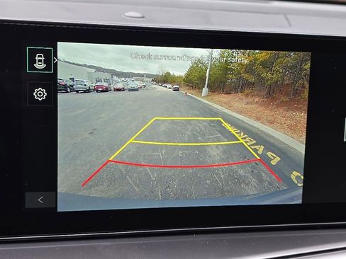New 2025 Kia Sorento LX FWD image 10