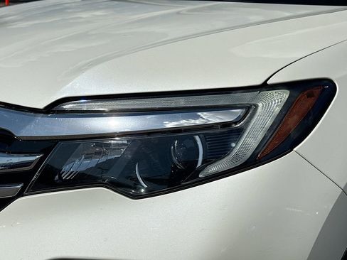 Used 2017 Honda Pilot Elite image 9