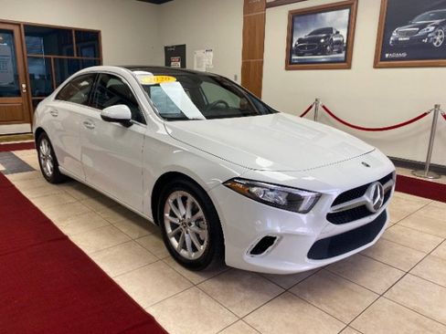 Used 2020 Mercedes-Benz A 220 4MATIC w/ Premium Package image 5