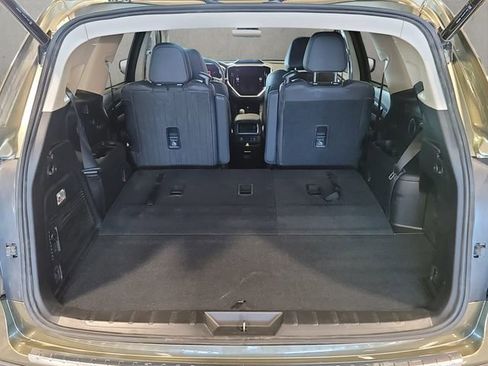 Used 2024 Subaru Ascent Touring image 36