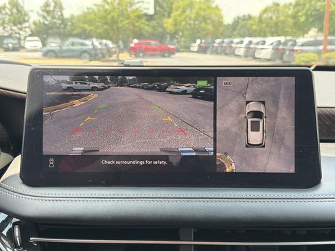 Used 2023 INFINITI QX60 Sensory w/ Vision Package AWD/4WD image 6
