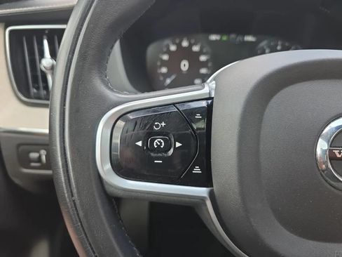 Used 2020 Volvo XC60 T5 Inscription AWD/4WD image 20