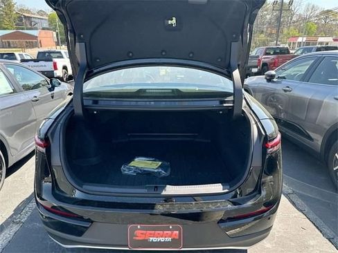 Certified 2025 Toyota Crown Nightshade image 24