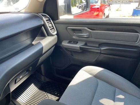 Used 2020 RAM 1500 Big Horn AWD/4WD image 17