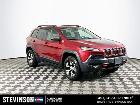 Used 2017 Jeep Cherokee Trailhawk w/ Cold Weather Group image 1