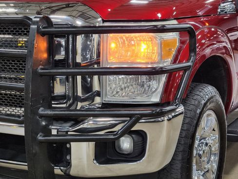 Used 2015 Ford F250 Lariat w/ Chrome Package image 14