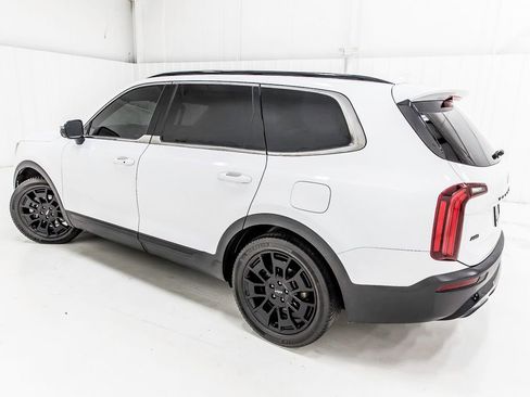 Used 2022 Kia Telluride SX w/ SX Prestige Package AWD/4WD image 4