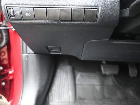 Used 2024 Toyota Corolla SE image 16