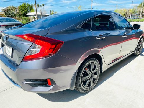 Used 2020 Honda Civic LX image 9