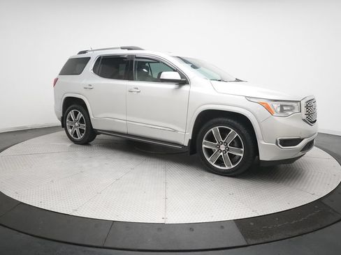 Used 2017 GMC Acadia Denali w/ Technology Package AWD/4WD image 35