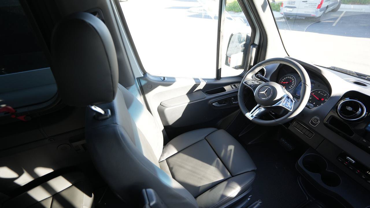 New 2026 Mercedes-Benz Sprinter 2500 image 14