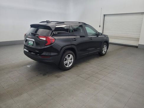 Used 2023 GMC Terrain SLE w/ Driver Convenience Package AWD/4WD image 10
