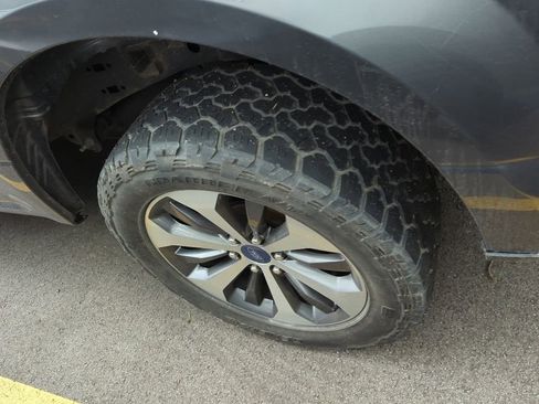 Used 2019 Ford F150 XL w/ Equipment Group 101A Mid AWD/4WD image 5