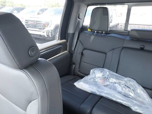 New 2026 Chevrolet Silverado 2500 LTZ w/ LTZ Plus Package AWD/4WD image 12