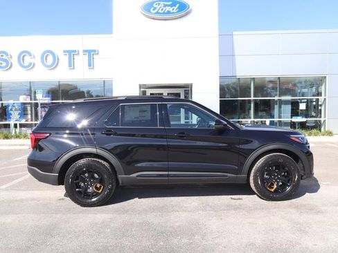 New 2026 Ford Explorer Tremor w/ Tremor Ultimate Package image 17