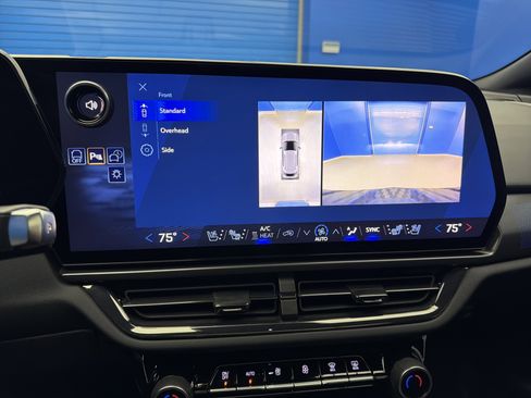 Used 2025 Chevrolet Equinox EV RS w/ Convenience Package II FWD image 22