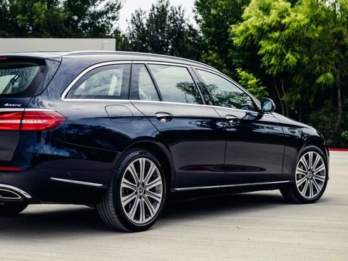 Used 2019 Mercedes-Benz E 450 4MATIC Wagon image 41
