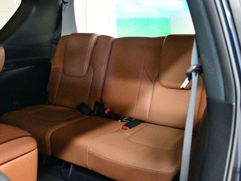 Used 2024 INFINITI QX80 Sensory AWD/4WD image 35