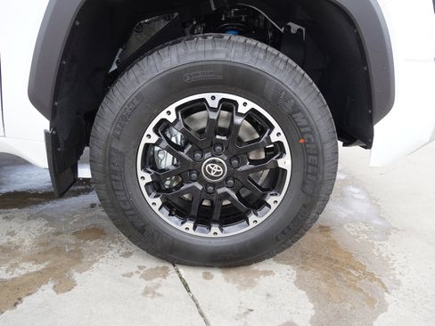 New 2026 Toyota Tundra SR5 w/ TRD Off-Road Package image 10