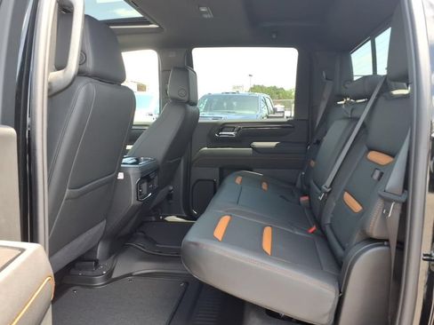 New 2026 GMC Sierra 2500 AT4 w/ Max Trailering Package AWD/4WD image 15