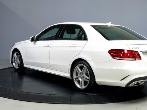 Used 2014 Mercedes-Benz E 350 4MATIC Sedan image 6