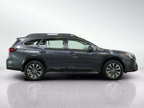 Used 2023 Subaru Outback Limited AWD/4WD image 6