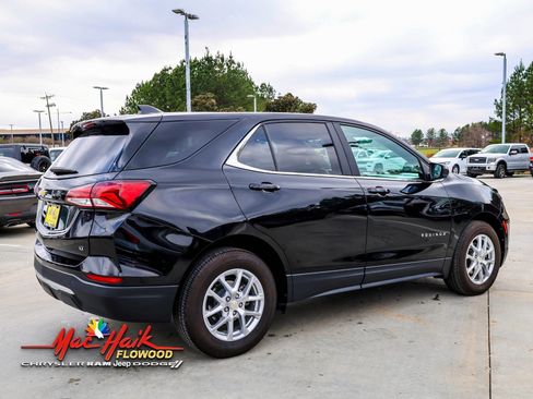 Used 2023 Chevrolet Equinox LT image 9