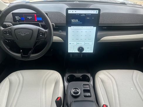 Certified 2022 Ford Mustang Mach-E Premium image 15