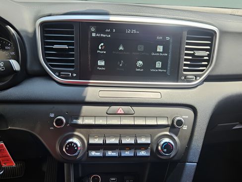 Used 2020 Kia Sportage LX AWD/4WD image 17