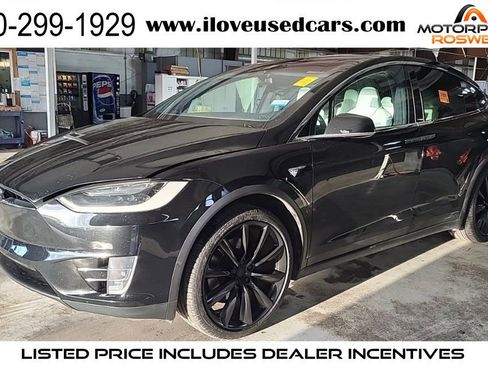 Used 2018 Tesla Model X 75D image 1