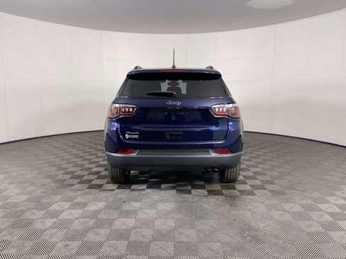 Used 2021 Jeep Compass Latitude image 4